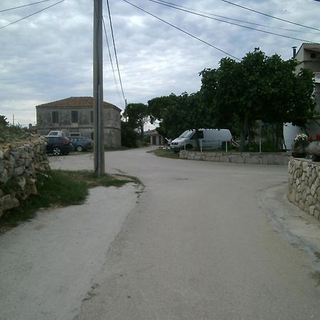Holiday Home Lorraina Stivan Exterior photo