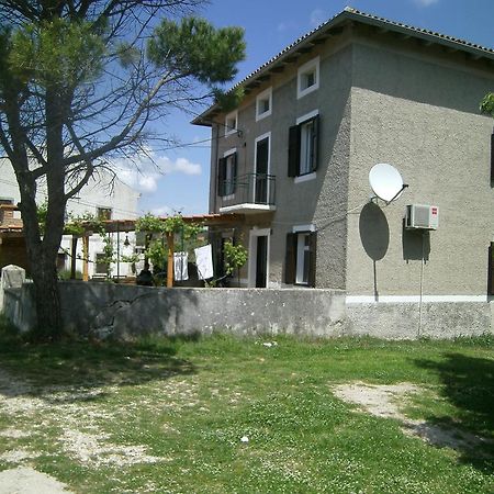Holiday Home Lorraina Stivan Exterior photo