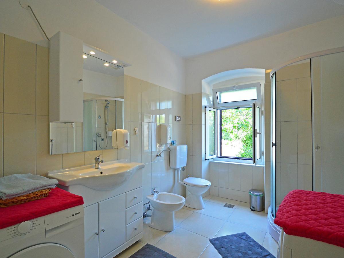 Holiday Home Lorraina Stivan Exterior photo