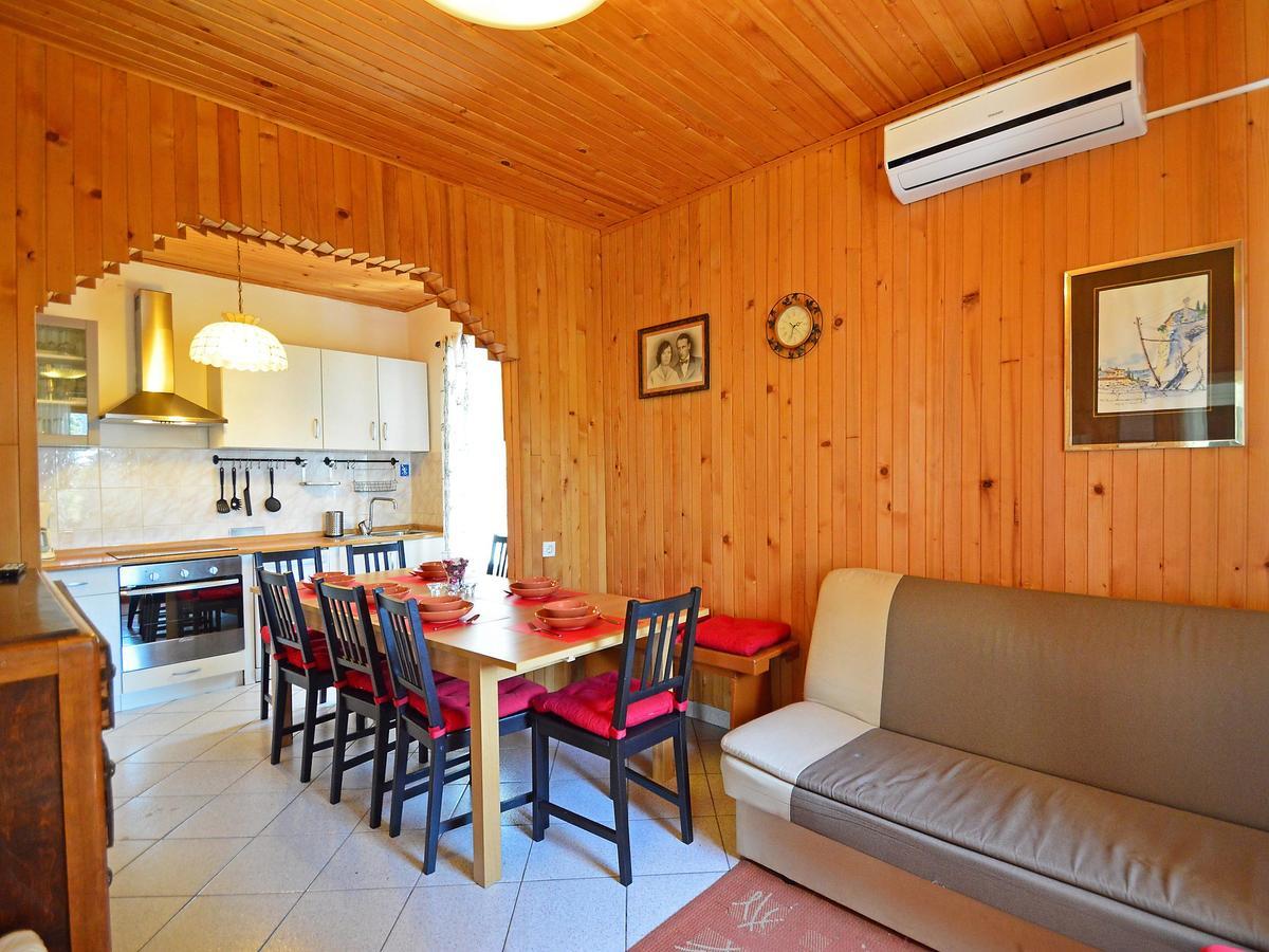 Holiday Home Lorraina Stivan Exterior photo